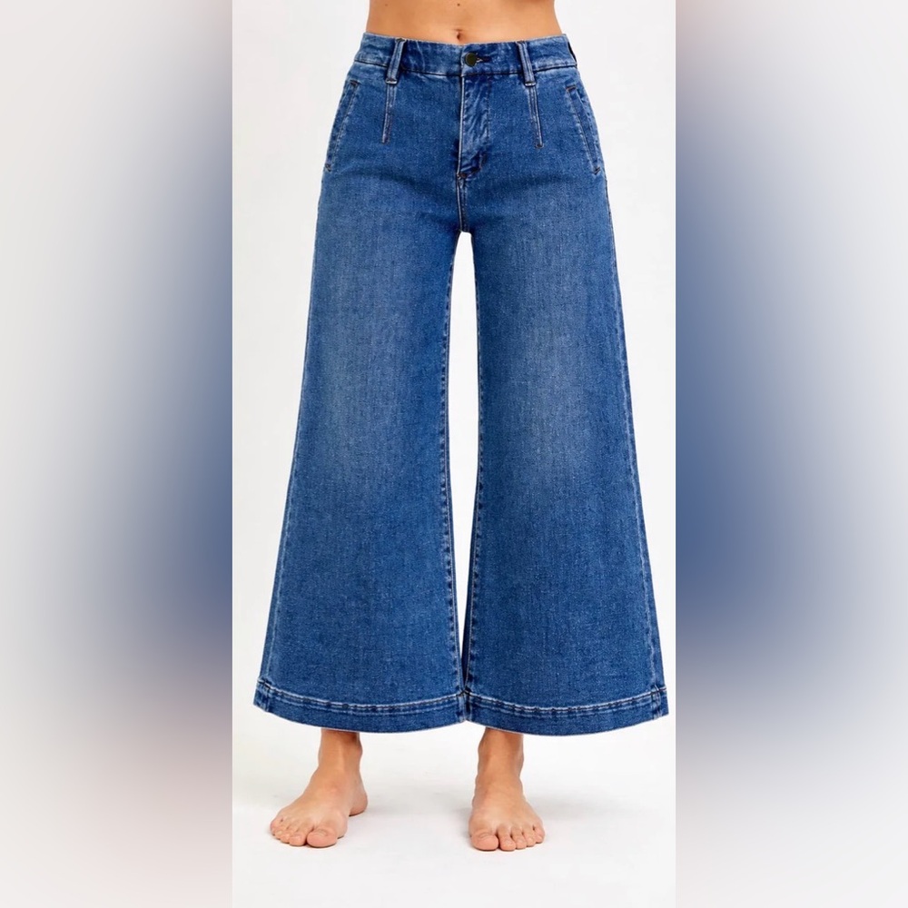 THE POLISHED COMFORT WIDE LEG JEAN BY RISEN NWT